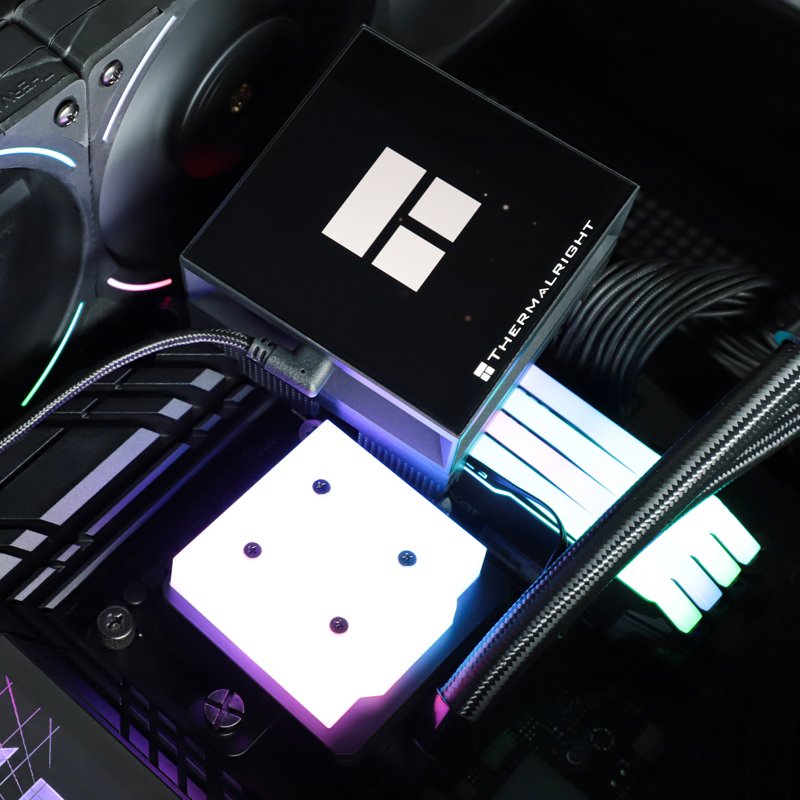Водяное охлаждение для процессора/ Water Cooling System Thermalright Hyper Vision 360 (360mm, LED, Black, ARGB/ Fans: 3x120mm, 69CFM, 27dBA, 2150RPM/ Pump height 68mm, 6400RPM, Rad thickness 27mm/ S: 1700, 1200, 1851, 115X, 2011, 2066, AM5, AM4)