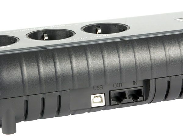 Источник бесперебойного питания Powercom Back-UPS WOW, OffLine, 850VA/425W, Tower, 4xSchuko outlets(1 Surge & 3 batt), USB (78234) (существенное повреждение коробки)