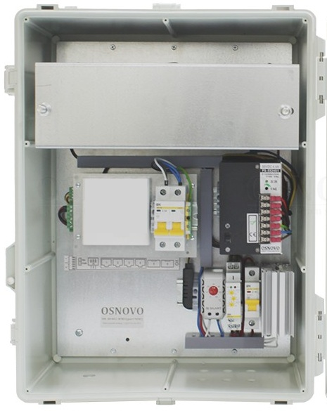 Уличный Web-управляемый PoE коммутатор OSNOVO SW-80402-WMU(port 90W) Уличный Web-управляемый PoE коммутатор на 6 портов с термостабилизацией и резервным питанием (АКБ - 7Ач). Порты: 4 x GE (10/100/1000Base-T) с PoE (до 90W) + 2 x GE SFP (1